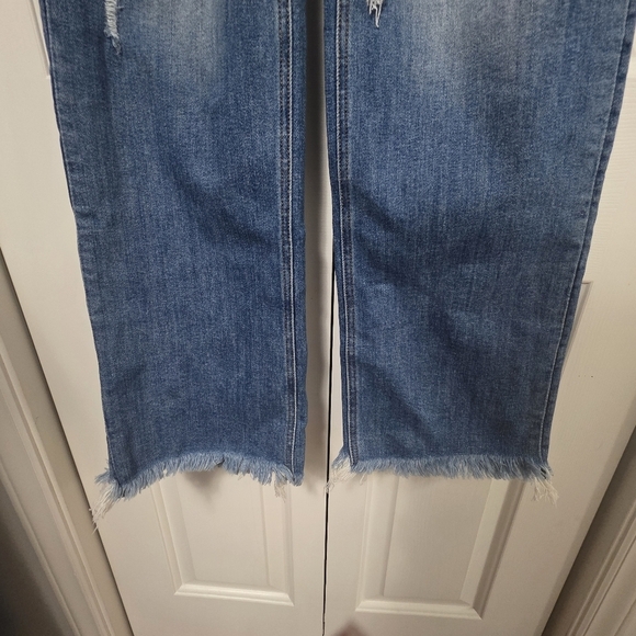 Risen NWT Highrise Straight Distressed Blue Jeans Size 7/28 - Picture 4 of 12